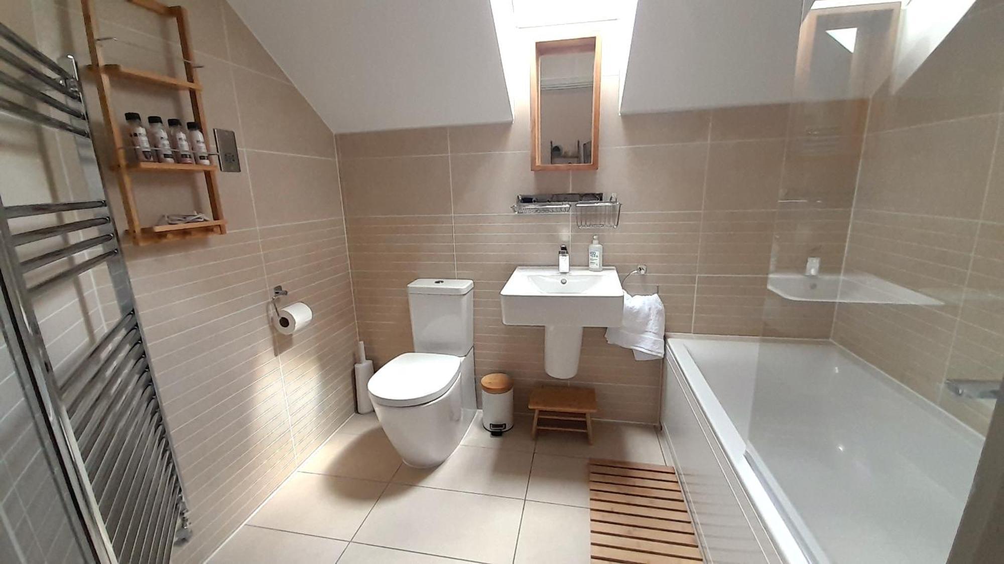 Luxury Barn Conversion 韦尔斯 外观 照片